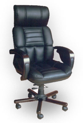 komandor_ofchair_2022_2.jpg