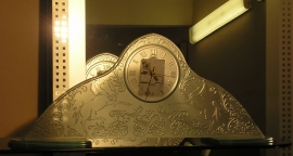 lossglass_clock.jpg
