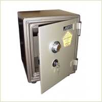genezis_safe_es08.jpg